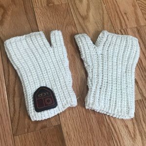 Uggs fingerless gloves